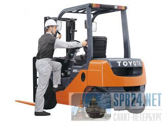  Toyota 8FG15L,  1500  -