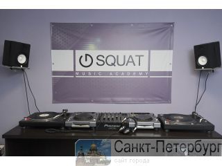  DJ    -