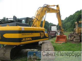    JCB 220 -