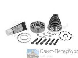    Audi A4 -