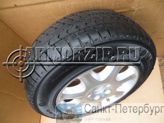    235-700 R450 Michelin Mercedes W220 -