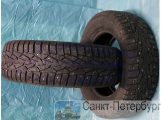  215 70 R16 Nokian  -