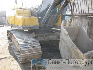   Volvo-210, 2000 . 