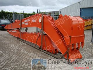   Hitachi ZX200LC  