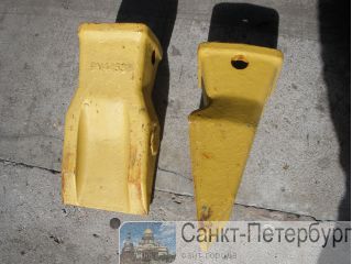 138-6451    Caterpillar 983  988  -